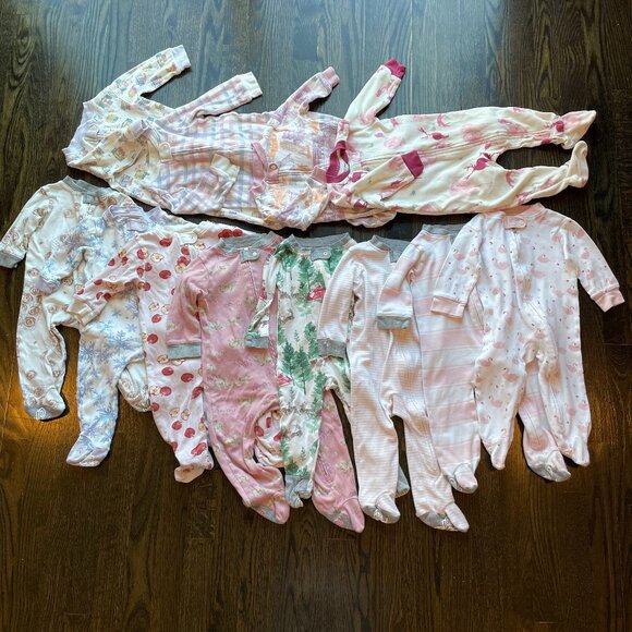 FAVORITE! Burt's Bees Baby 6-9 month footies - BUNDLE OF 12! - Picture 1 of 10